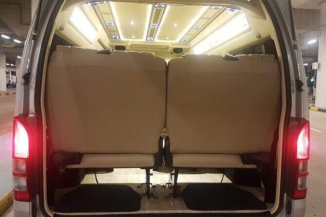 Singapore Arrival Ground Transfer in Limo-Bus - The Full Review: Why This Transfer Stands Out