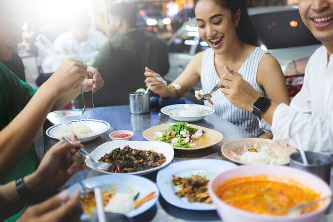 Singapore Best Private Food Tour With An official Local Guide - Authenticity and Quality