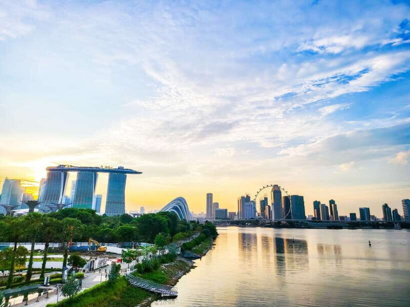 Singapore: Big Bus Night Tour by Open-Top Bus & Live Guide - A detailed look at the experience