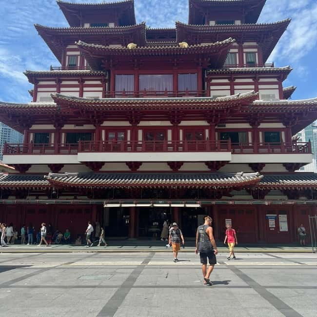 Singapore: Chinatown Clans History and Food Tour - Discover Singapore’s Chinatown: Clans, Culture, and Cuisine in One Guided Tour