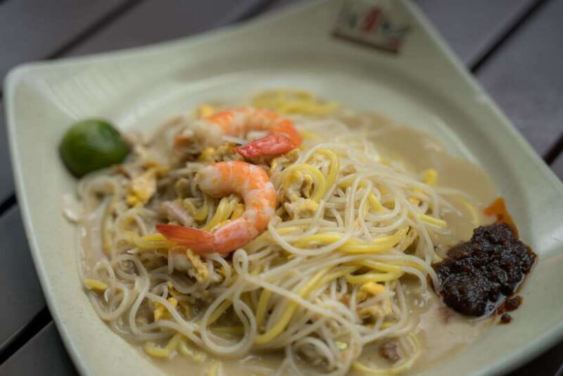 Singapore: Chinatown Hawkers Food Tour with 7 Food Tastings - The Value and Practical Considerations