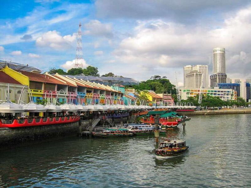 Singapore: City Highlights Walking Tour & Singapore River - Who Will Benefit Most from This Tour?