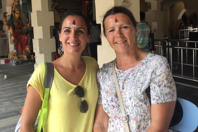 Singapore Customized Private Walking Tour With A Licensed Guide - Exploring Singapore with a Personal Touch