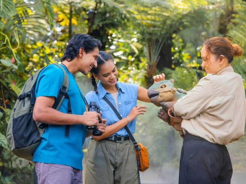 Singapore: Gardens by the Bay & Jurassic World with Pickup - Exploring the Gardens by the Bay & Jurassic World Tour in Detail