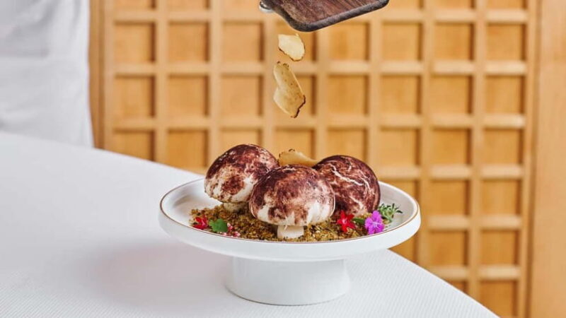 Singapore: Golden Peony at Conrad Singapore F&B Packages - Key Points