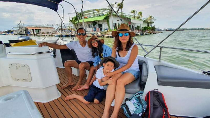 Singapore: Guided Boat Tour and Kelong Fish Farm Visit - Key Points