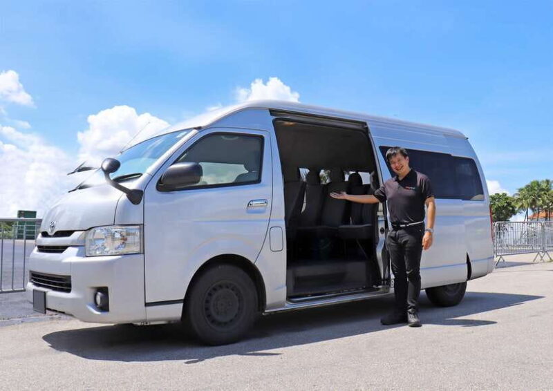 Singapore: Highlights and Hidden Gems Private Car Tour - Key Points