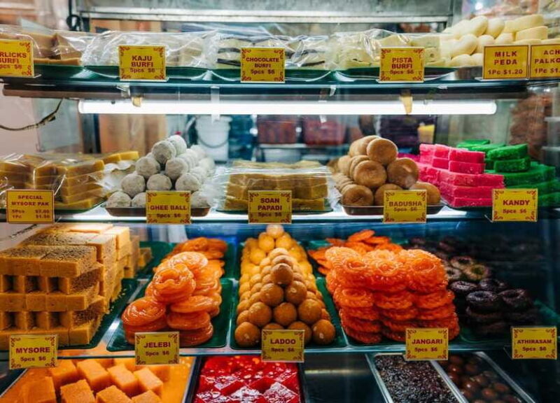 Singapore Immersive City Tour (With Local Snacks) - FAQs