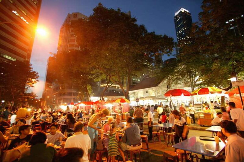 Singapore: Lau Pa Sat Night Street Food with Marina Bay Walk - An In-Depth Look at the Singapore Night Food & Marina Bay Walk Experience