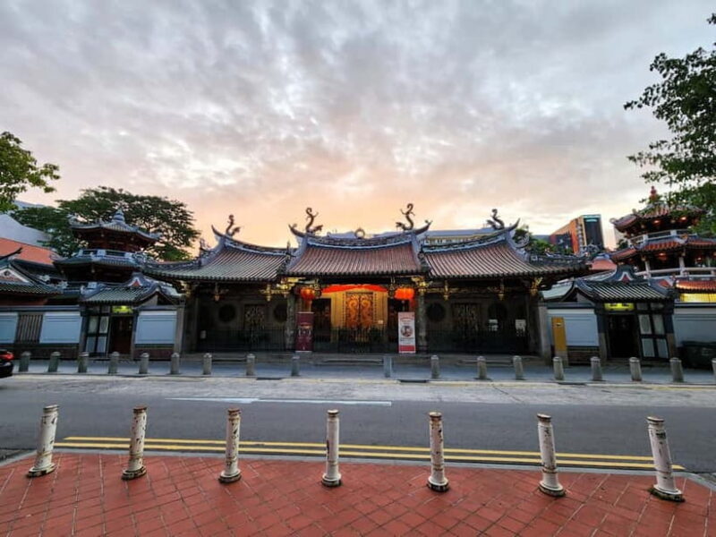 Singapore: Pagodas, Plans, & People - Chinese Cultural Tour - Key Points