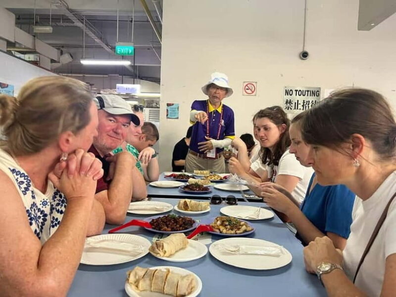 Singapore: Private Food & Heritage Walking Tour - Key Points