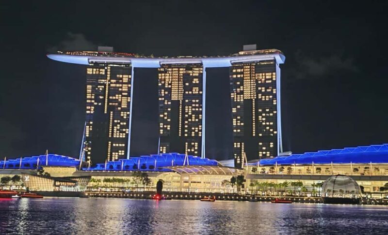 Singapore: Private Heritage & Modern Marvels Tour - Transportation and Practical Details