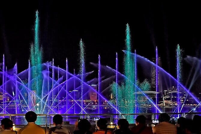 Singapore River Cruise, Light Shows and Twilight Tour - Experience Singapore by Night: A Scenic Cruise, Light Shows, and Street Food