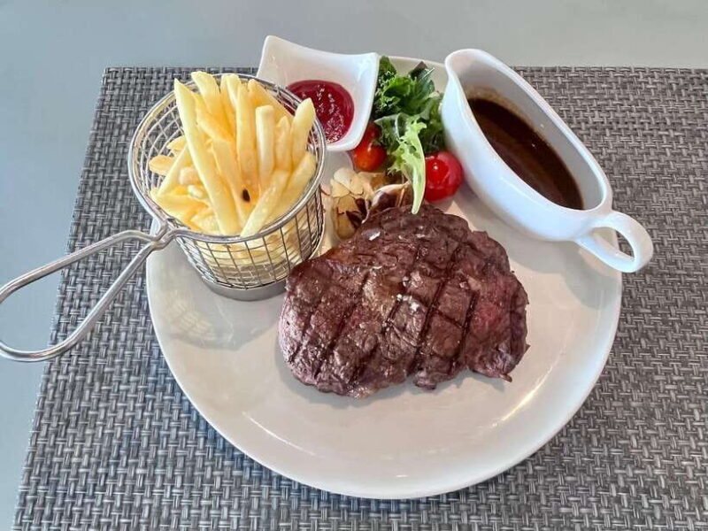 Singapore: Southern Island Cruise & Dining at Clubhouse - Key Points