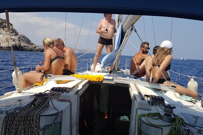 Single day Sail boat cruise with swimming, snorkeling, drinks and lunch - Why This Cruise Stands Out