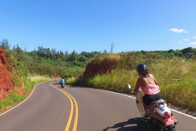 Single Passenger Moped/Scooter - 18+ NO Motorcycle License Needed - Exploring Maui on a Moped: What You Can Expect