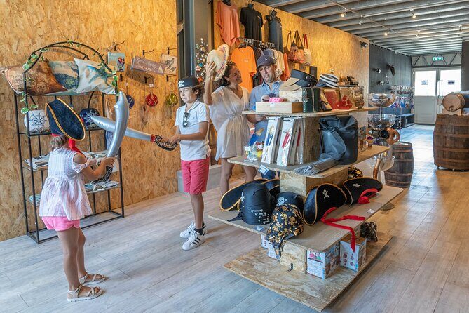 Sint Maarten Pirate Experience at the Rusty Parrot - Who Would Enjoy This Tour?