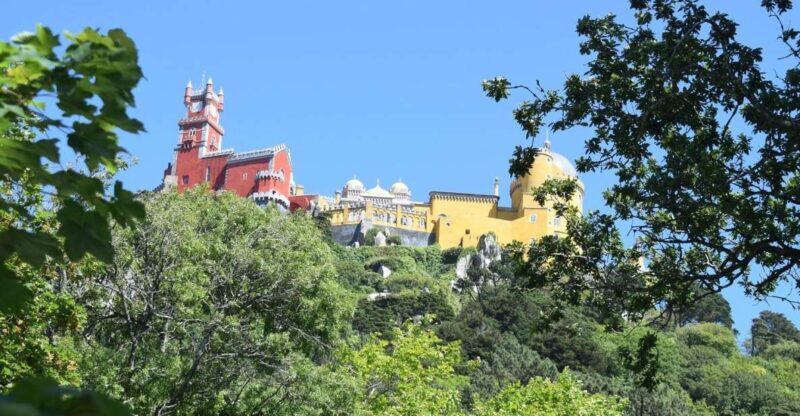 Sintra and Cascais Private Tour with a Local - FAQs