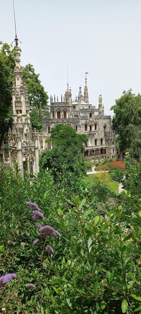 Sintra & Cascais in one day Renault 4L Tour (Full day) - FAQ