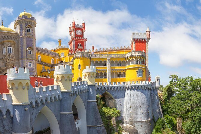 Sintra-Cascais-Pena Palace 8-People Small Group Tour from Lisbon - The Sum Up