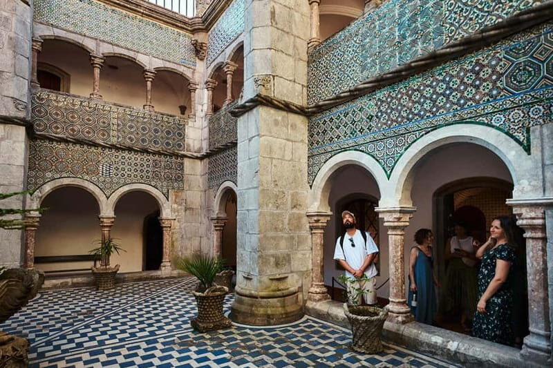 Sintra Day Trip with Exclusive Early Access to Pena Palace - Who Should Consider This Tour?