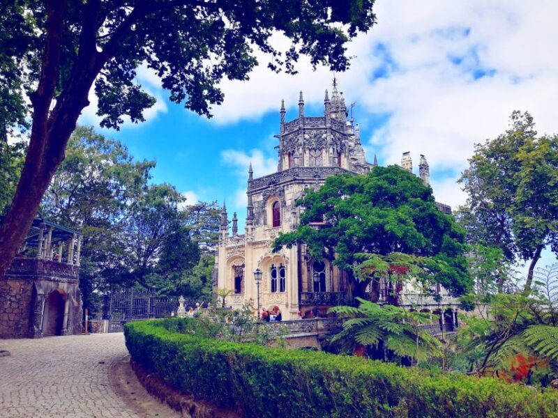 Sintra: Immersive Guided Walking Tour w/ Quinta da Regaleira - Key Points