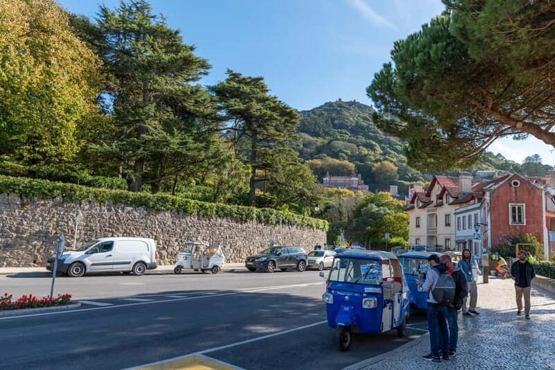 Sintra: Private Sightseeing Tuk Tuk Tour with Local Guide - FAQ