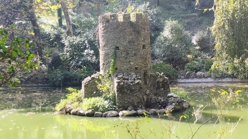 Sintra Private Tour w/Picnic: Pena Park & Qta da Regaleira - Key Points