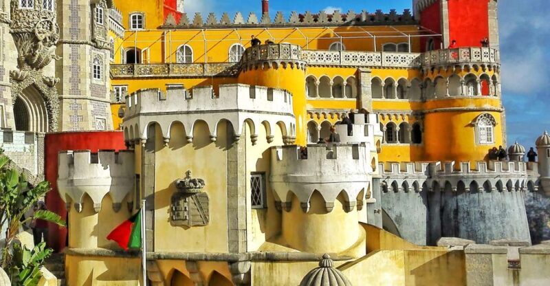 Sintra: Truly Private Tour to Pena Palace & Regaleira - Sintra: Truly Private Tour to Pena Palace & Regaleira