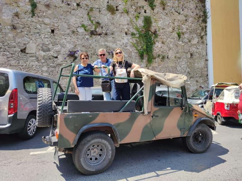 Sintra: Vintage Jeep tour, Pena Palace and coastline 8 hours - FAQ