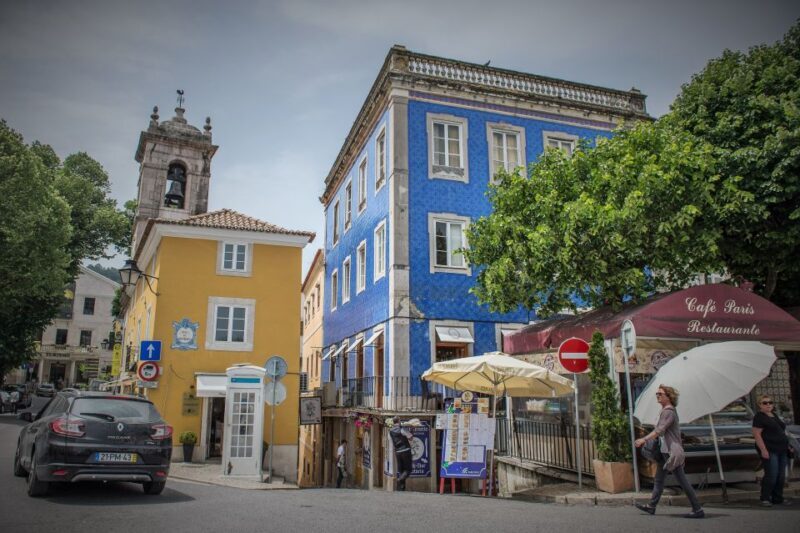 Sintra: Walking Tour with Palace, Castle, and Old Town Visit - Exploring Sintra on Foot: A Deep Dive