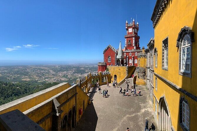 Sintra with 4 Palace Guided Tour, Private Full Day - Key Points