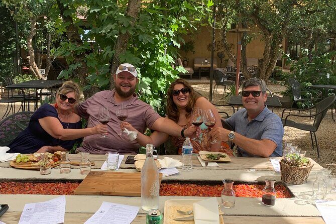 Sip and savor award winning Yakima Valley wines. - Discover Yakima Valley’s Award-Winning Wines with This Guided Tour