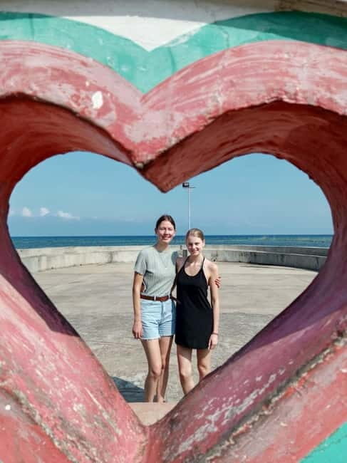 Siquijor: Siquijor Island Tour Cambugahay Falls Private - Key Points