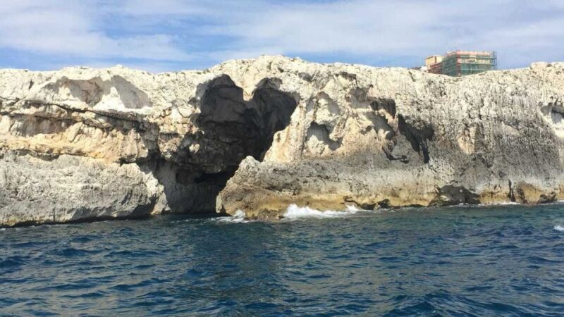 Siracusa: Ortygia Island Boat Tour with Grotto Visit - Experience the Beauty of Siracusa with the Ortygia Island Boat Tour and Grotto Visit