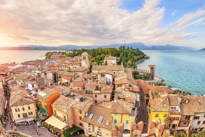 Sirmione & Verona, Lake Garda, private guided tour from Milan - FAQs