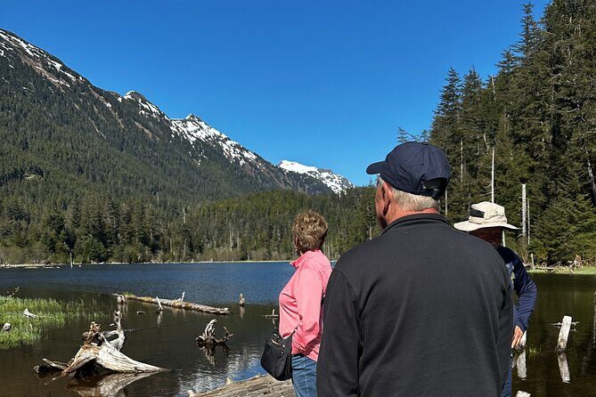 Sitka's Favorite Sites Private Land Tour for 6 (Meal option avail - Discover Sitka’s Hidden Gems with a Private Land Tour