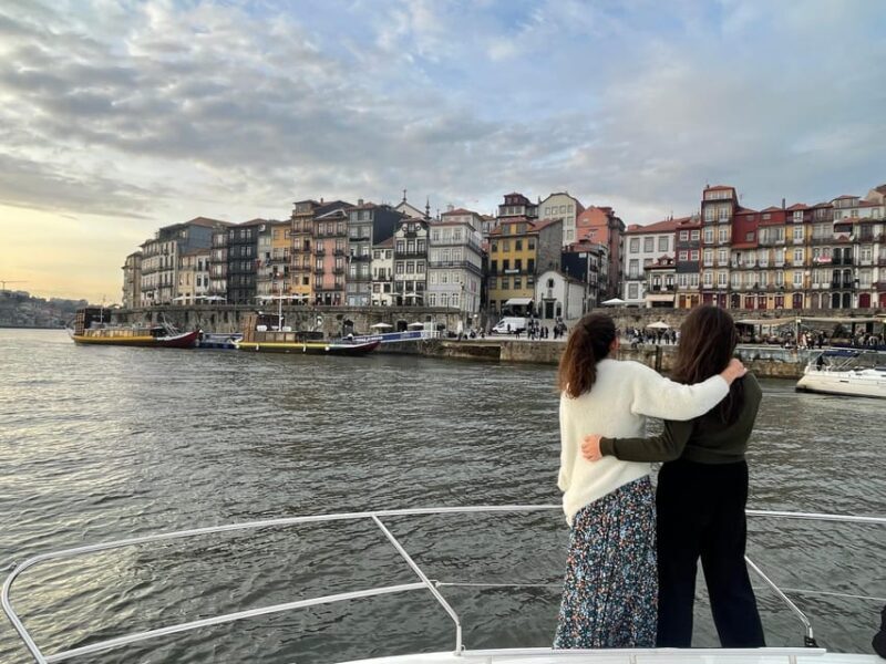 Six bridges yacht cruise on the Douro River in Porto - Frequently Asked Questions