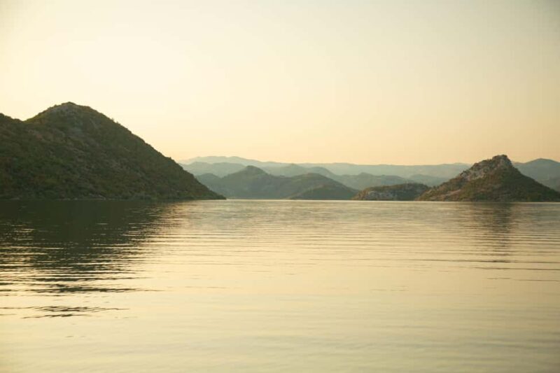 Skadar Lake: Individual Kayaking, hidden canals and swimming - The Experience in Detail: What You Can Expect