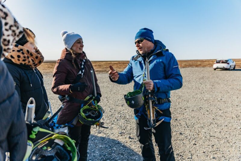 Skaftafell: Falljokull Glacier Easy Group Hike - The Guide Experience