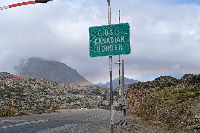 Skagway City & Summit Tour - Exploring Skagway on a Comfortable Bus