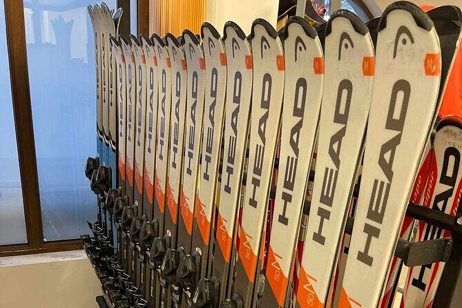 Ski and snowboard equipment in Bansko,Bulgaria - A Practical and Authentic Ski Gear Experience in Bansko, Bulgaria
