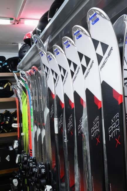 Ski and Snowboard equipment rental in Borovets - Who Will Benefit Most from This Rental Service?