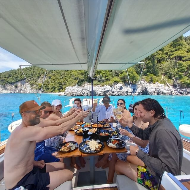 Skiathos private tours :Sailing day with lunch on board, - Who Will Love This Tour?