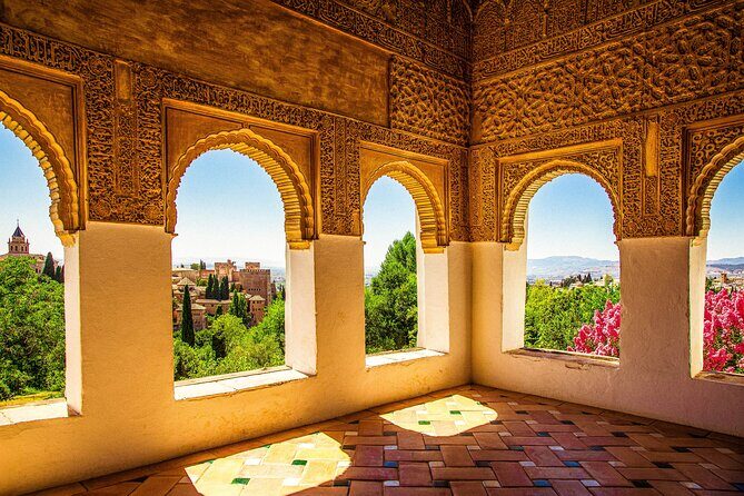 Skip-the-line Alhambra and Nasrid Palace Tour in Granada - Key Points