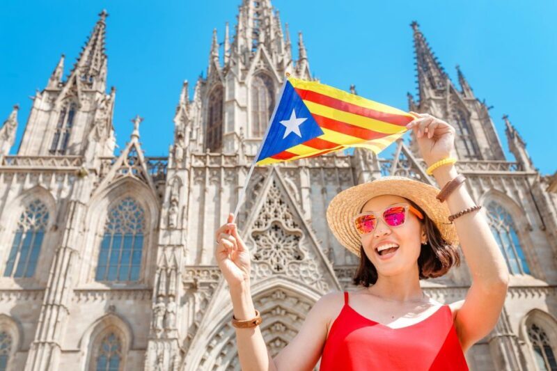 Skip-the-line Barcelona Cathedral with Private Guide - Discovering the Gothic Heart of Barcelona