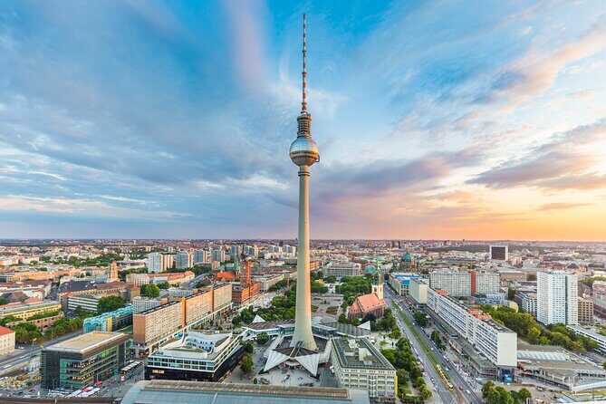 Skip-the-line DDR Museum and Berlins Old Town Private Tour - An In-Depth Look at the Tour Experience