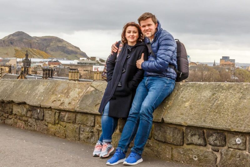 Skip-the-line Edinburgh Castle with Old Town Walking Tour - Key Points