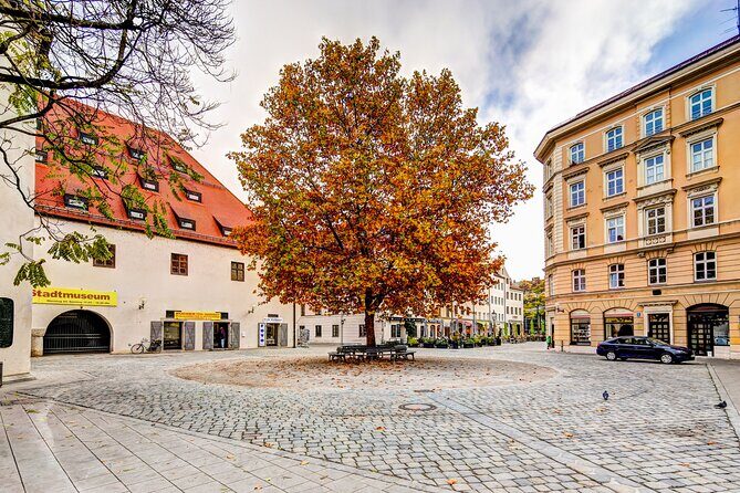 Skip-the-line Jewish Museum & Jewish Quarter Guided Tour - Key Points