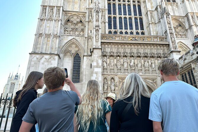 Skip-the-line London Westminster Abbey and City of Westminster Kid-Friendly Tour - Walking Tour of Westminster’s Iconic Landmarks